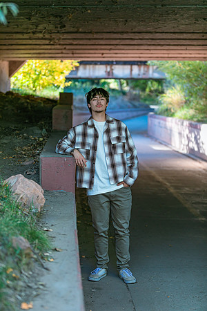 Noah- Senior Photos-2-6