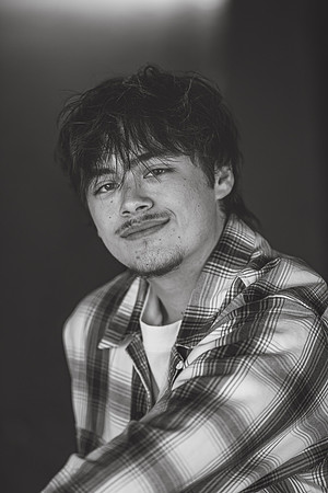 Noah- Senior Photos-2-19