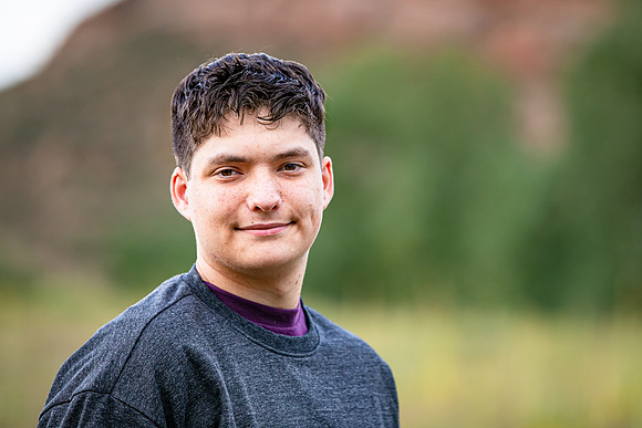 Holden Senior Photos-0599