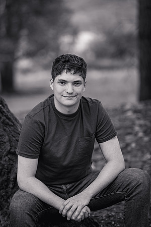 Holden Senior Photos-0574-2