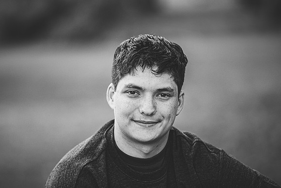 Holden Senior Photos-0654-2
