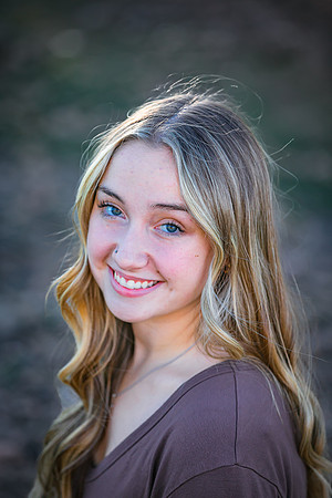 Senior Photos 2022-3886