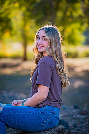 Senior Photos 2022-3862