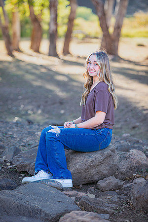 Senior Photos 2022-3883