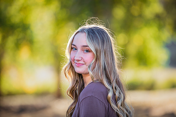 Senior Photos 2022-3879