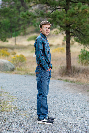2026 SeniorPictures--73