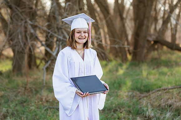 Cap & Gown-7913