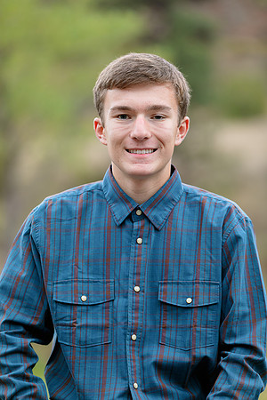 2026 SeniorPictures--52