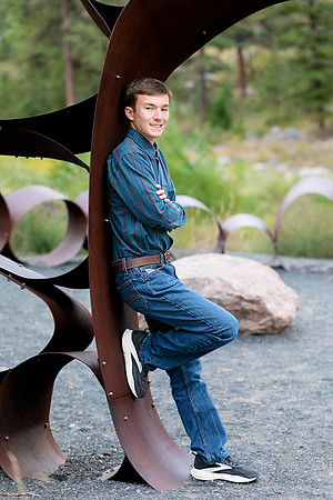 2026 SeniorPictures--40
