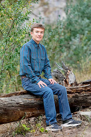 2026 SeniorPictures--81