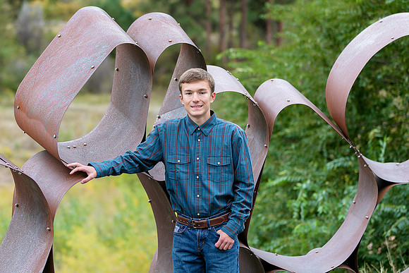 2026 SeniorPictures--55