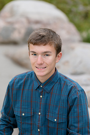 2026 SeniorPictures--32