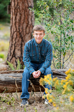 2026 SeniorPictures--83