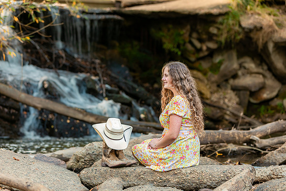 Ele Senior Photos-2439