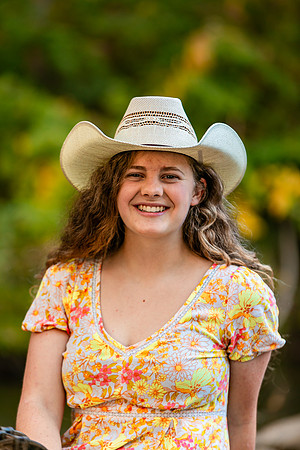 Ele Senior Photos-2469