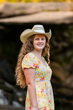 Ele Senior Photos-2479