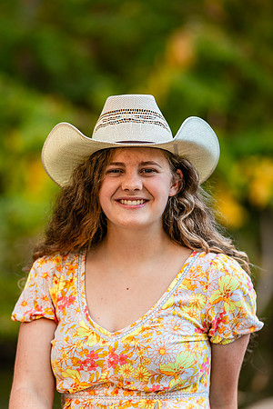 Ele Senior Photos-2471
