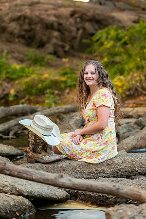 Ele Senior Photos-2443