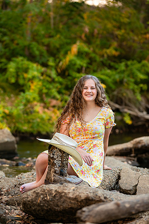 Ele Senior Photos-2450