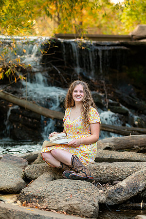 Ele Senior Photos-2434