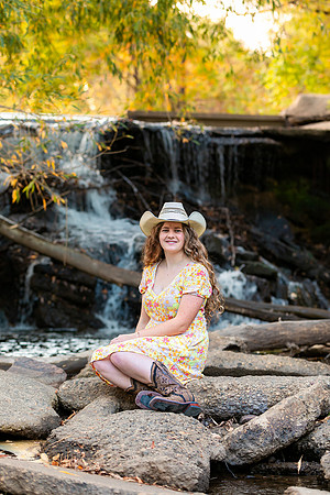 Ele Senior Photos-2426