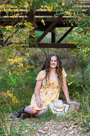 Ele Senior Photos-2407