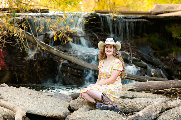 Ele Senior Photos-2429