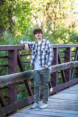 Noah- Senior Photos-2-42