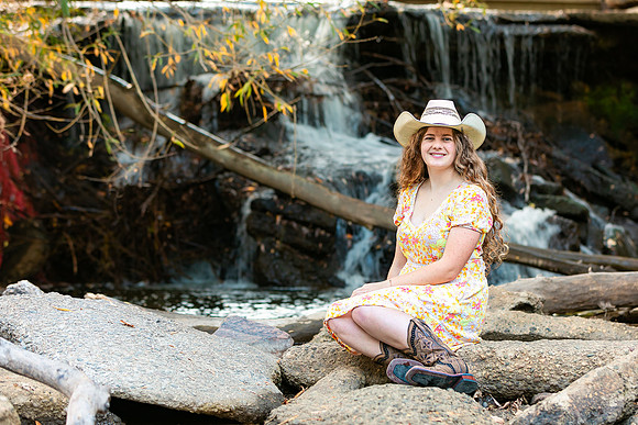 Ele Senior Photos-2430